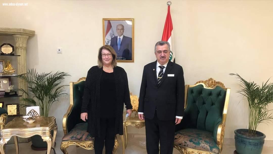 السفير عمر البرزنجي يستقبل السفيرة جريتا هولتز/ القائم بالاعمال بالانابة لسفارة الولايات المتحده الامريكيه لدى دولة قطر الشقيقة