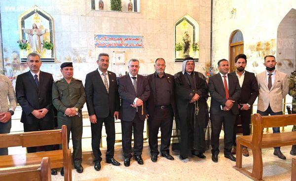 السفير عمر البرزنجي يزور كنيسة أم الأحزان في مدينة العمارة