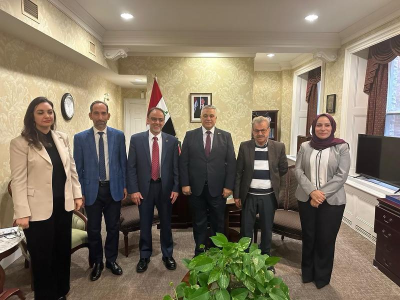 السيد رئيس بعثة جمهورية العراق لدى كندا يلتقي وفد الجمعية المهنية العراقية - الكندية