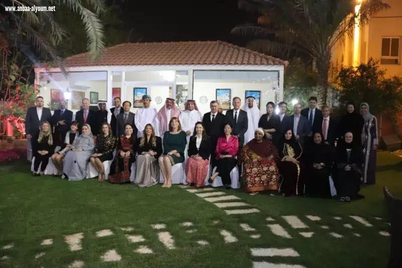 السفير عمر البرزنجي يلبي دعوة المدير التنفيذي للتحالف العالمي للأراضي الجافة والرئيس الأسبق للأسكوا