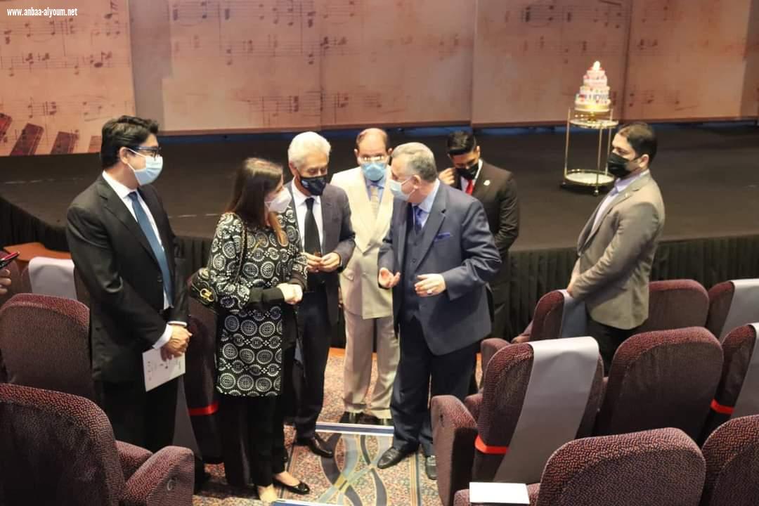 السفير عمر البرزنجي يلبي دعوة لوزارة الثقافة والرياضة في دولة قطر الشقيقة