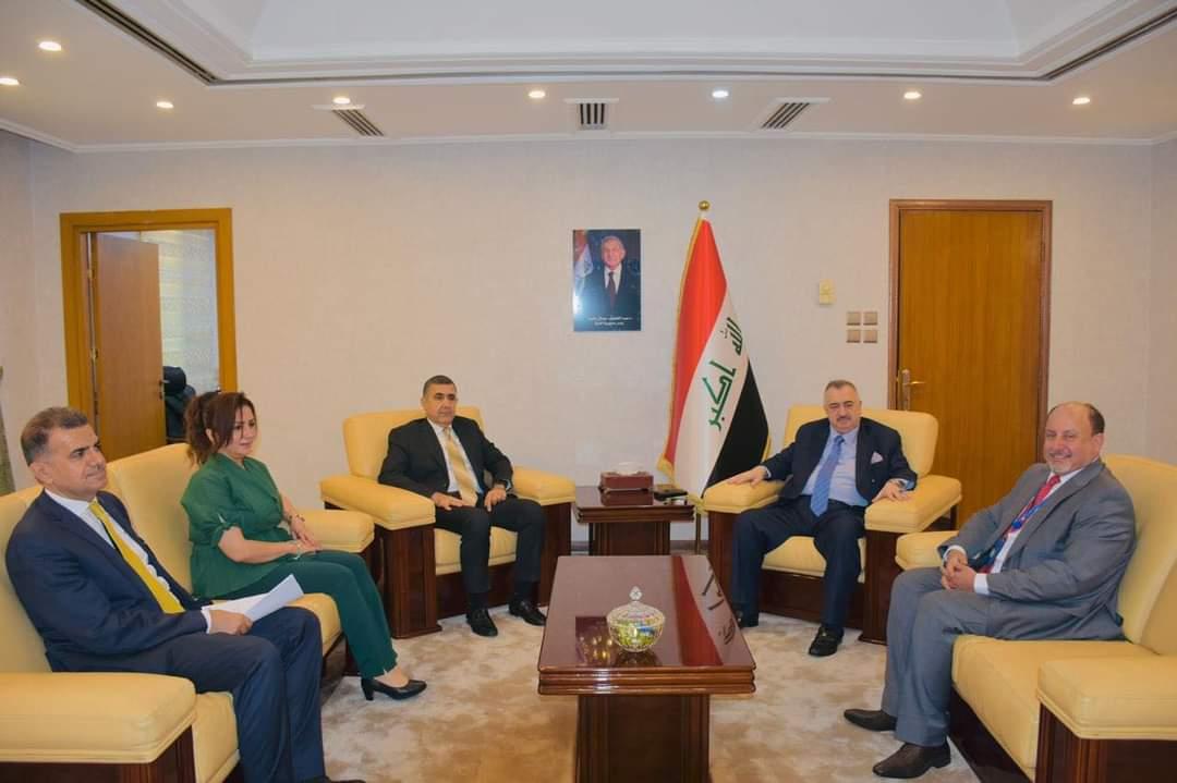 الوكيل البرزنجي يستقبل المهنئين بمناسبة عيد الأضحى