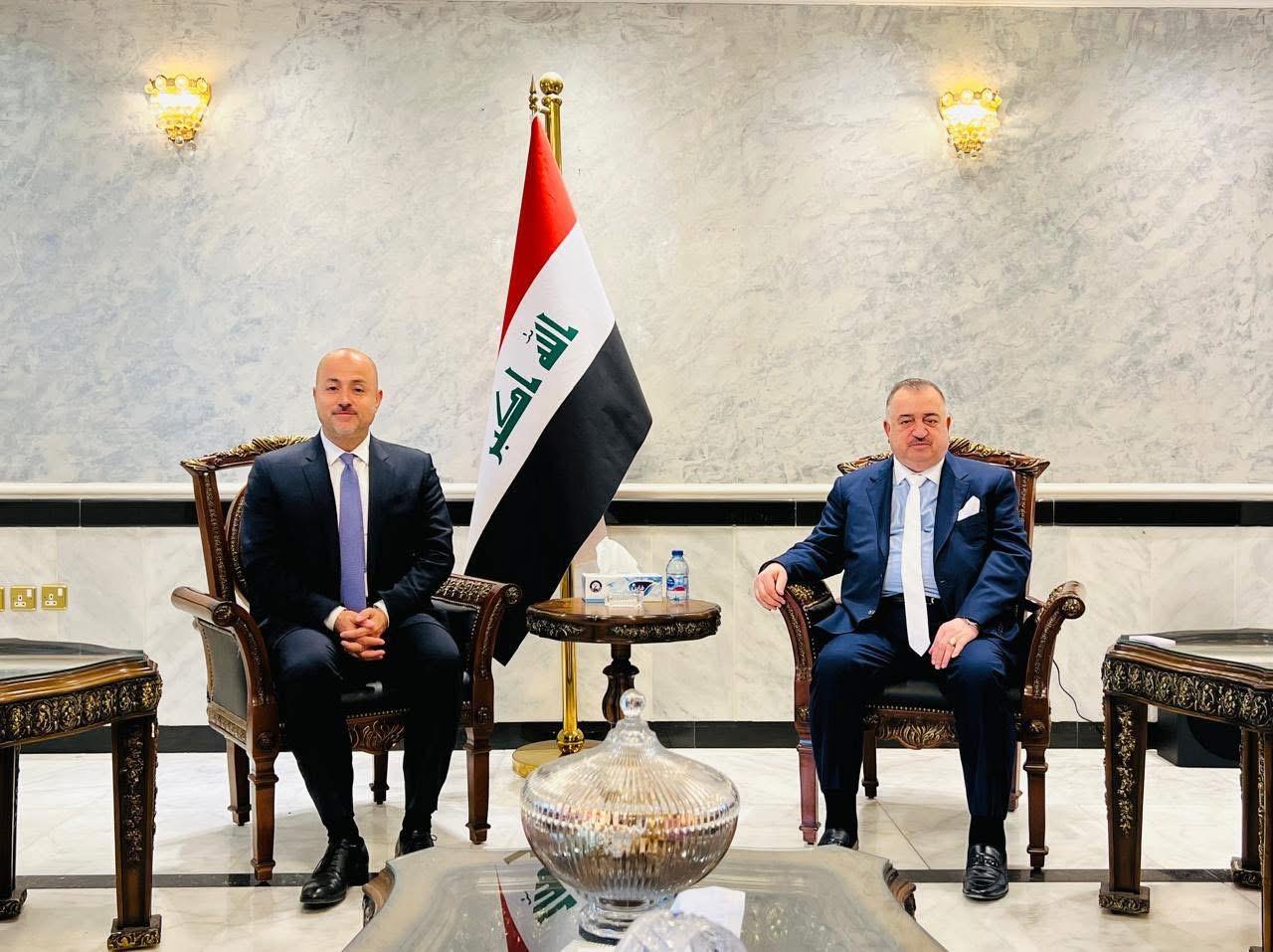 سفير جمهورية العراق لدى المملكة الأردنية الهاشمية يستقبل المدير الإقليمي العام ومدير المبيعات في فندق سانت ريجيس عمّان