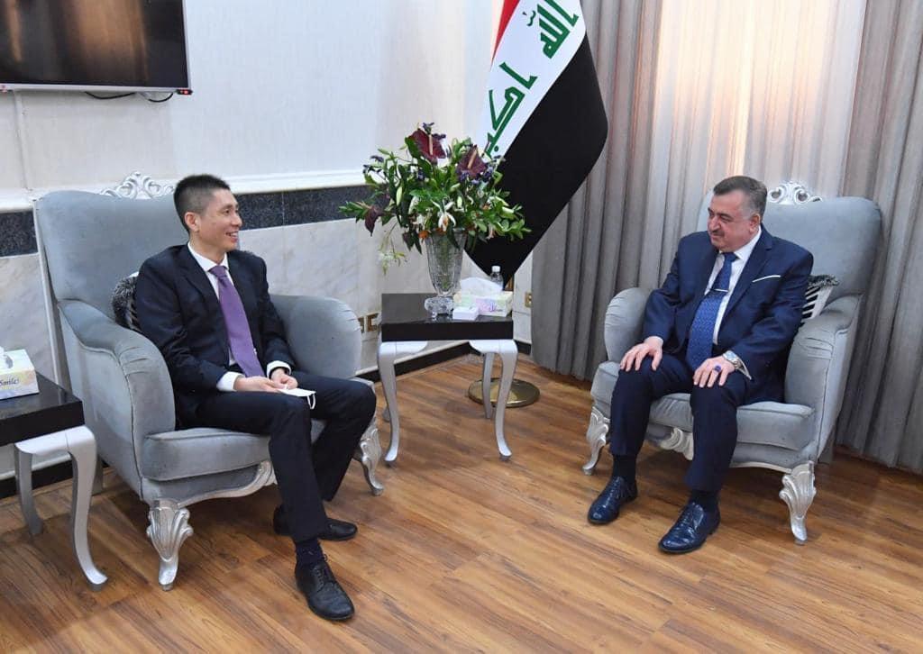 وكيل وزارة الخارجية يستقبل السفير الصيني لدى العراق
