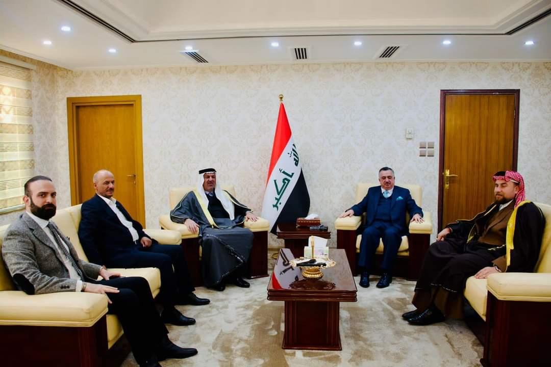 السفير البرزنجي يستقبل رئيس ديوان الوقف السني السابق 