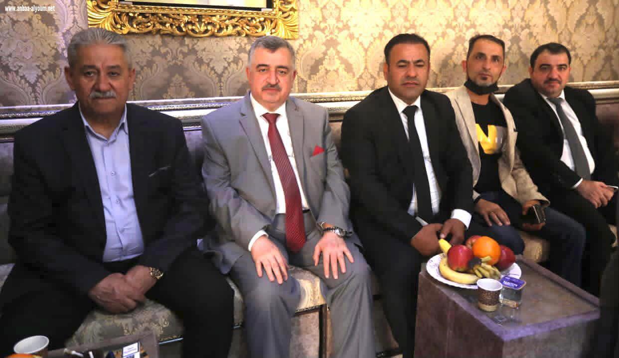 السفير عمر البرزنجي يلتقي مع السيد محافظ ذي قار الفريق الأول الركن عبد الغني الأسدي 