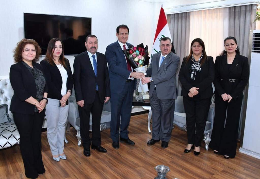 الوكيل البرزنجي يستقبل أعضاء من كتلة الإتحاد الوطني الكوردستاني في مجلس النواب