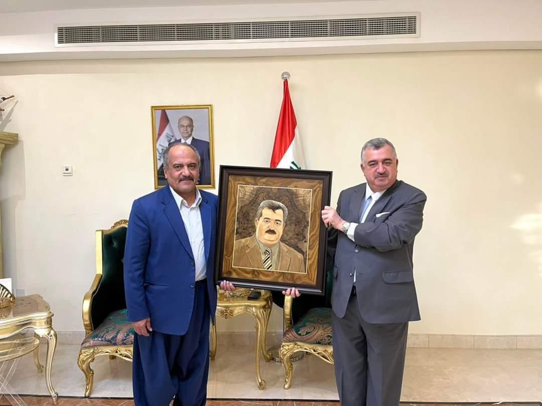 السفير عمر البرزنجي يستقبل رجل الأعمال الايراني الكوردي  السيد محمد نجيب رئيس ادارة مجلس مجموعة شركات