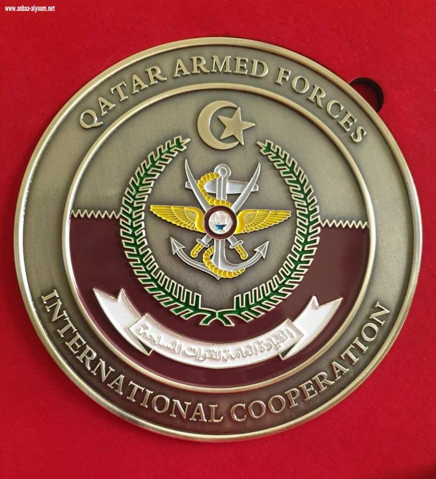 السفير عمر البرزنجي يلتقي مع رئيس هيئة التعاون الدولي العسكري في دولة قطر الشقيقة