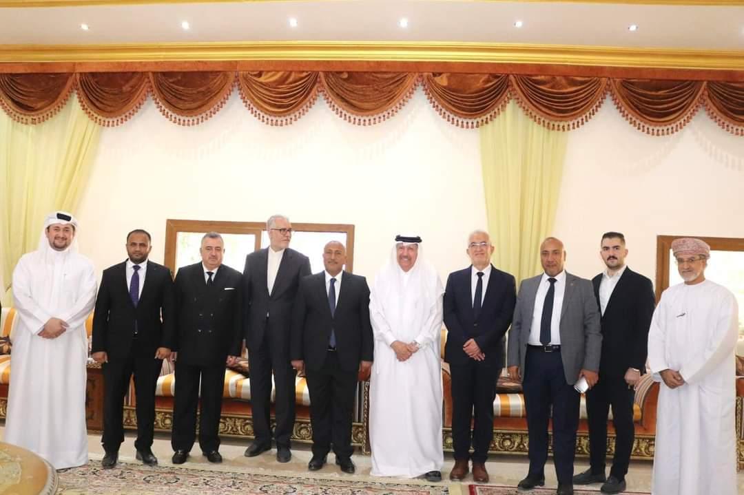 السفير البرزنجي يلبي دعوة غداء بمعية سيادة محافظ كربلاء مقدمة من الحاج احمد الخلف