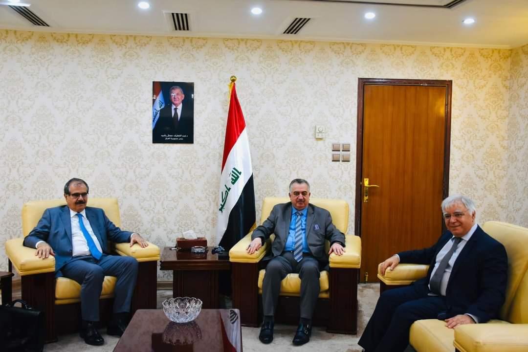 الوكيل البرزنجي يستقبل كلًا من سفير جمهورية العراق لدى جمهورية النمسا، ومبعوث العراق الخاص لشؤون المناخ