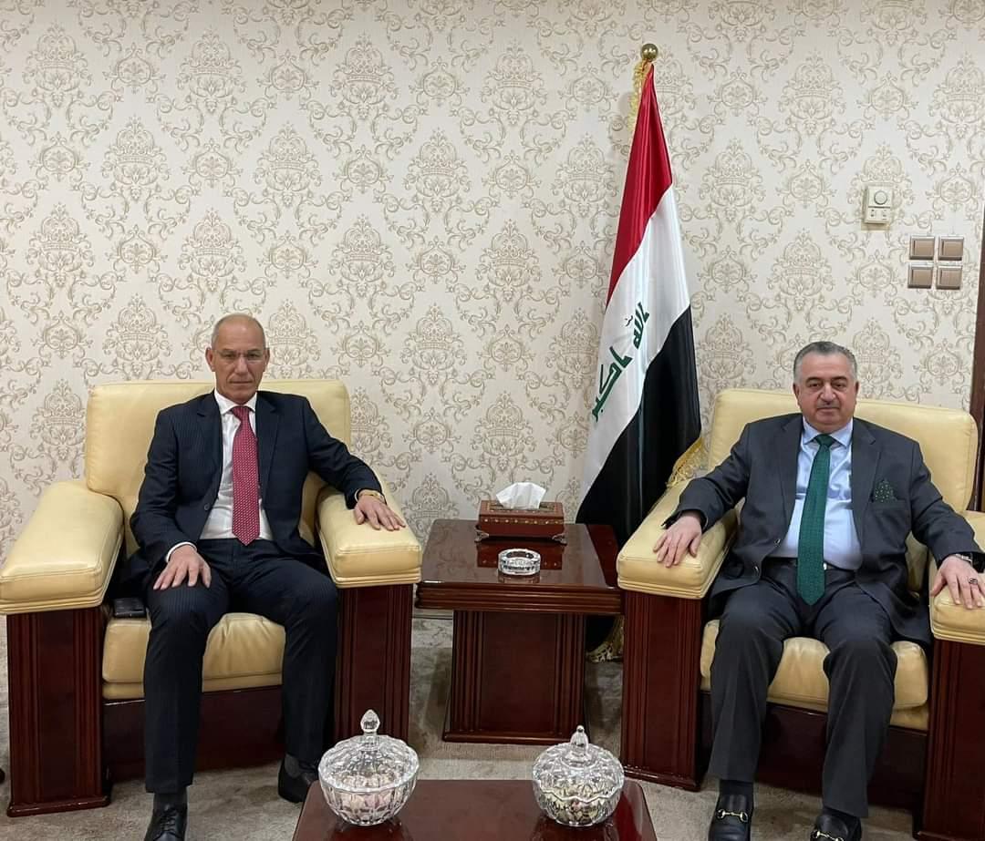 الوكيل البرزنجي يستقبل مدير قسم الشؤون الهندسية في مجلس محافظة العاصمة الإيطالية (روما)