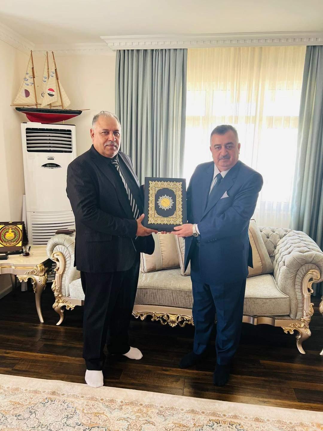 ‎وكيل وزارة الخارجية عمر البرزنجي يستقبل سعادة المستشار في رئاسة الوزراء الشيخ هادي عباس في منزله في السليمانية