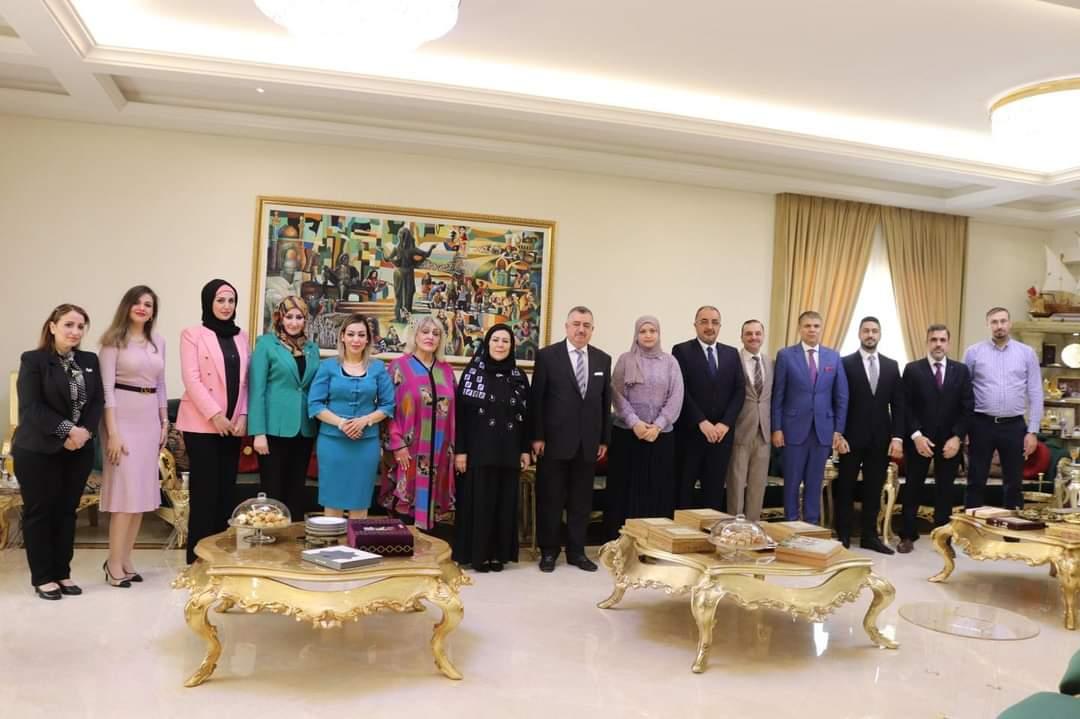 السفير البرزنجي يستقبل المهنئين بمناسبة عيد الاضحى المبارك