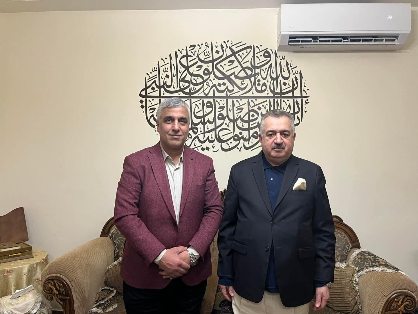 السفير البرزنجي يلتقي مؤسس ومدير عام مركز العلم للجميع في عمان.