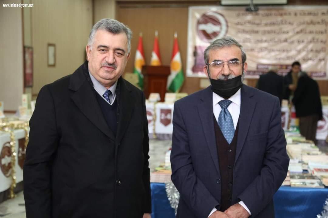 الامين العام للاتحاد الاسلامي الكوردستاني يستقبل السفير عمر البرزنجي في مكتبه في السليمانية