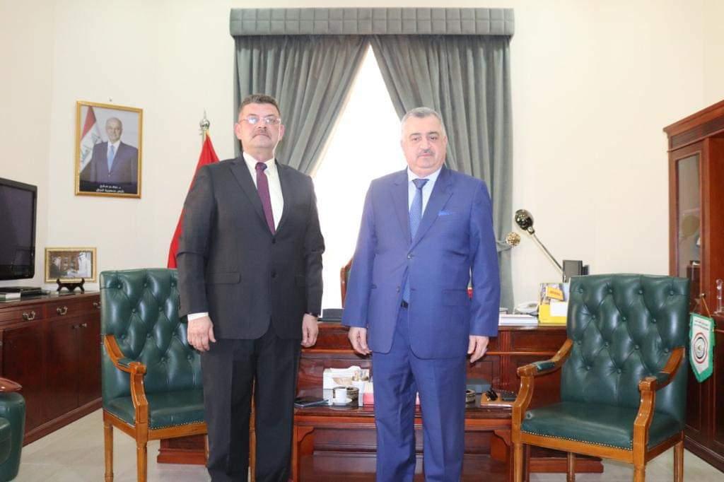 السفير البرزنجي يستقبل المخترع العراقي لأحدث نظام بناء عالمي