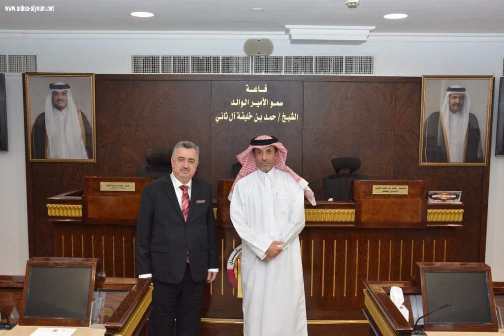 السفير عمر البزنجي يلتقي مع رئيس المجلس البلدي المركزي