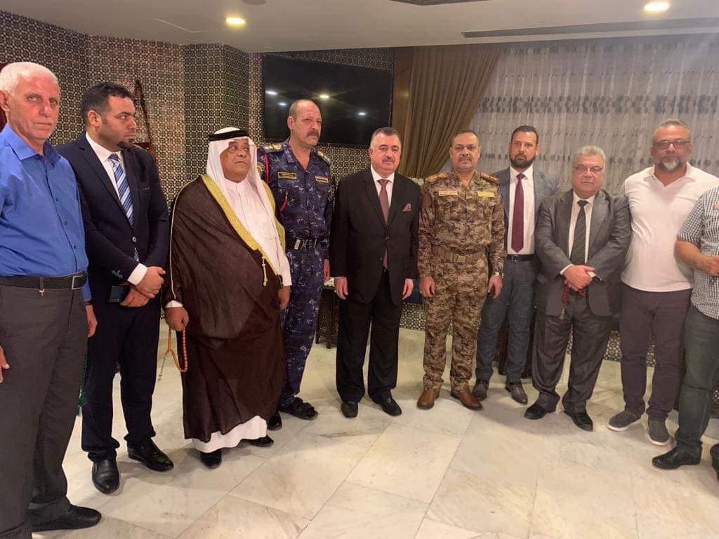 الوكيل البرزنجي يلتقي عددًا من شيوخ العشائر والمثقفين والرموز العراقية 