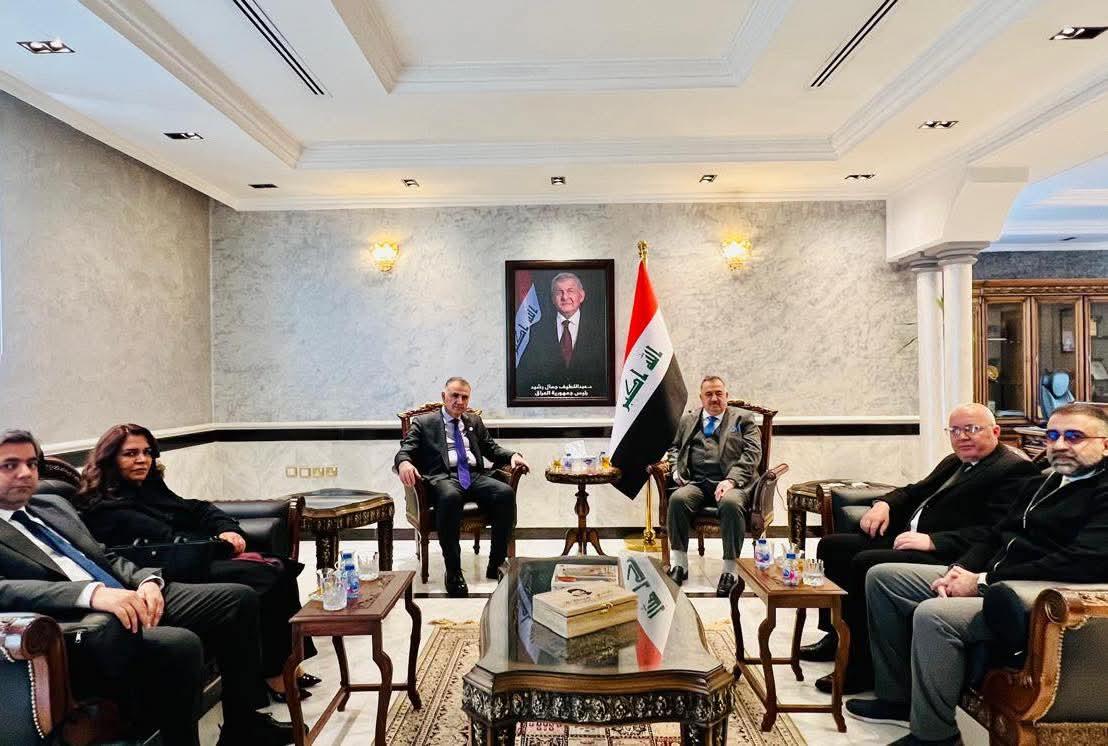 سفير جمهورية العراق لدى المملكة الأردنية الهاشمية يستقبل وفدًا إداريًا من برلمان إقليم كوردستان العراق