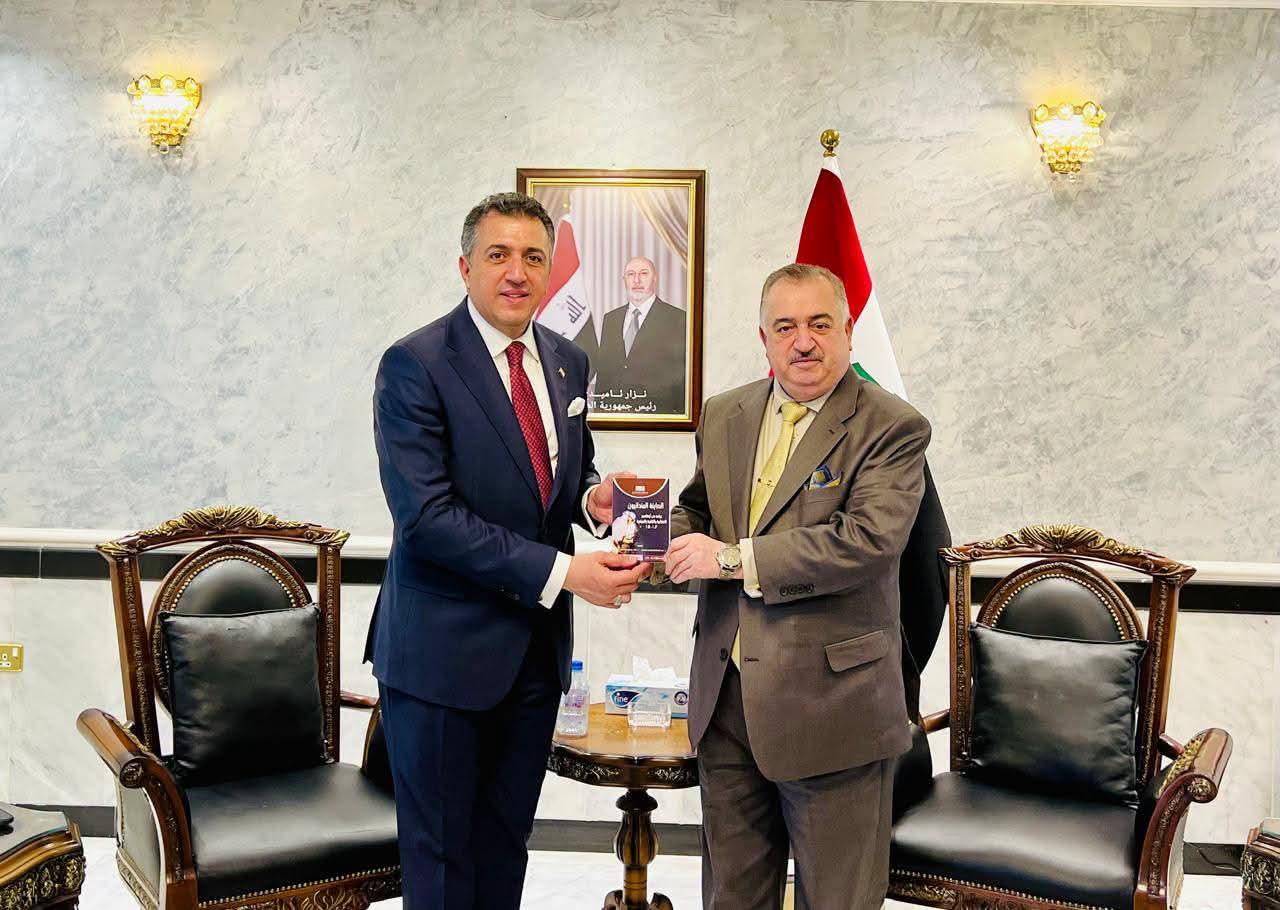 سفير جمهورية العراق لدى المملكة الأردنية الهاشمية يستقبل السفير عدي أسعد خماس