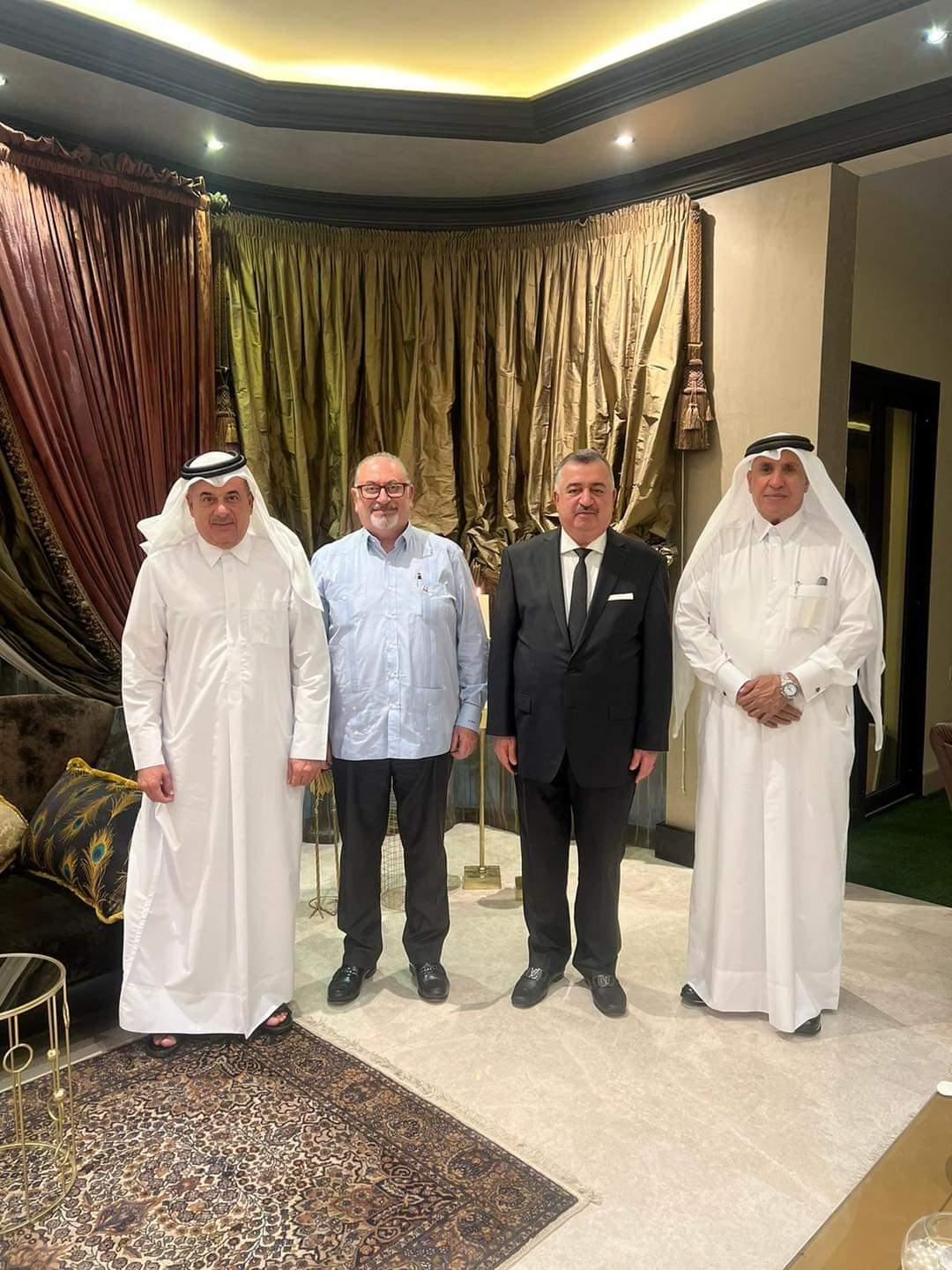 السفير البرزنجي يلبي دعوة عشاء كريمة للسيد أمين صالح العقيد المتقاعد وقائد كتيبة النقل سابقاً