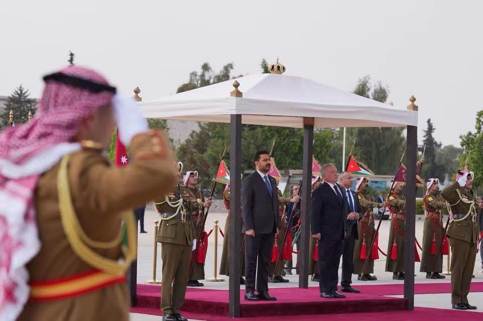 زيارة رئيس مجلس الوزراء العراقي إلى المملكة الأردنية الهاشمية تؤسس لمرحلة أوسع من التعاون والشراكة بين البلدين.