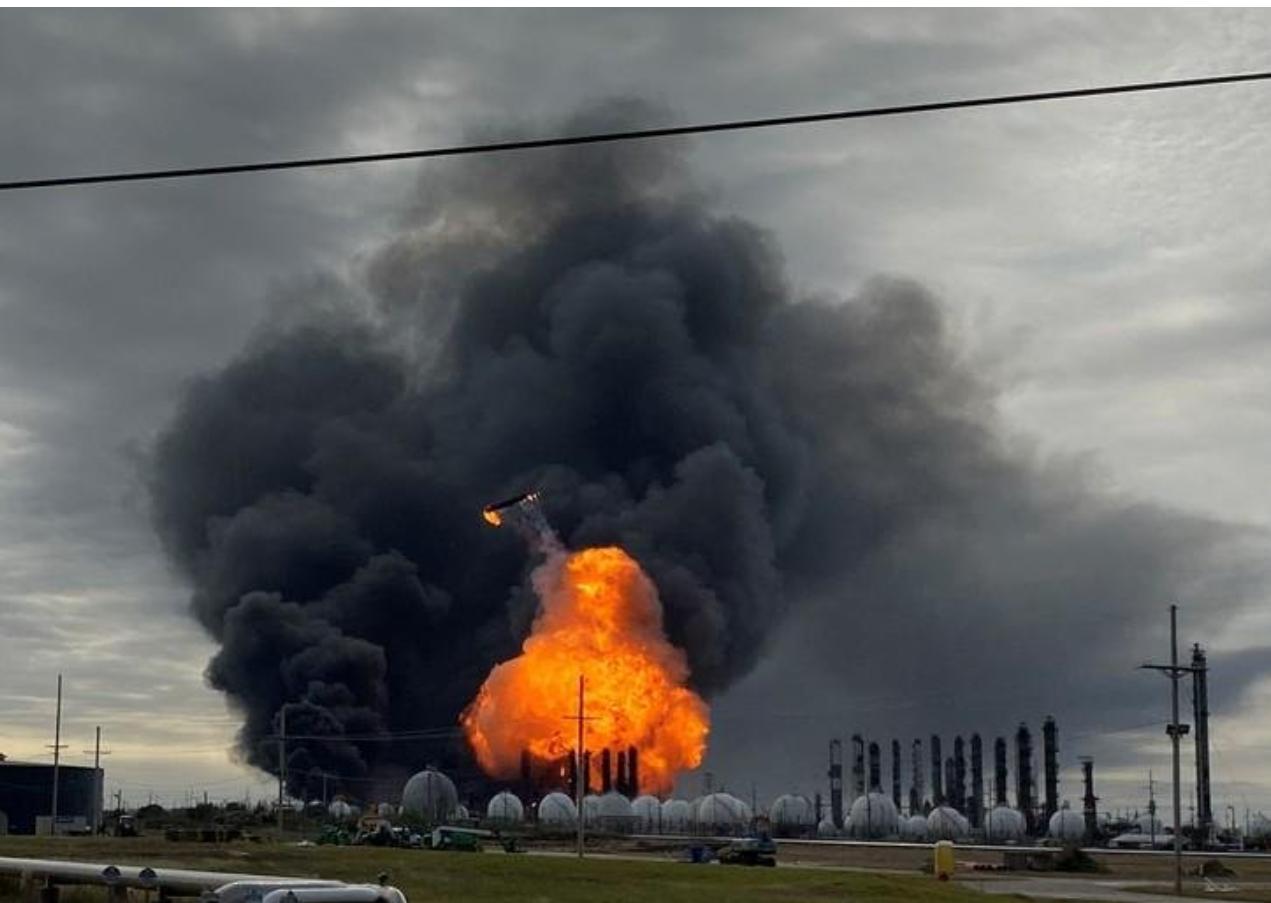 انفجار ضخم في مصفاة فاليرو بولاية تكساس الأمريكية