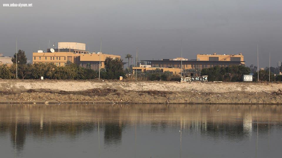 3 صواريخ تسقط داخل حرم السفارة الأميركية في بغداد