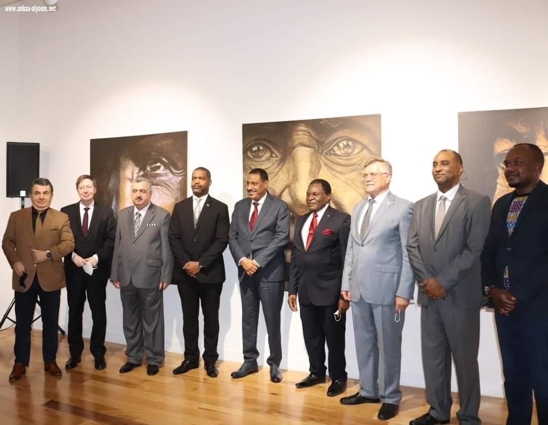 السفير البرزنجي يشارك في معرض 