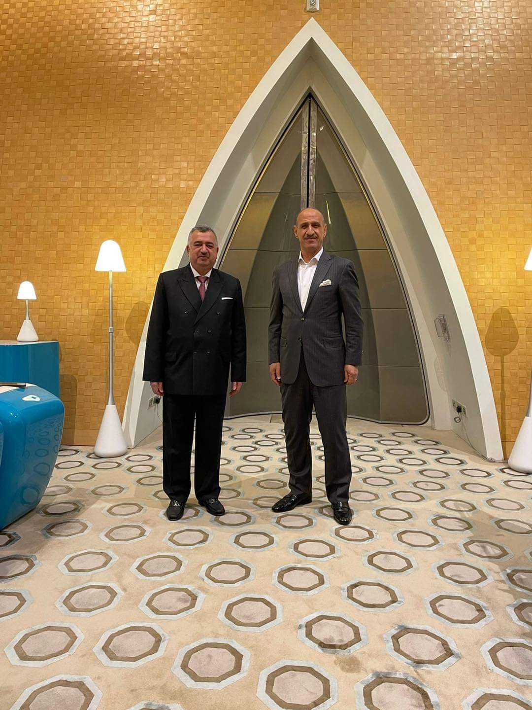 السفير عمر البرزنجي يزور معالي وزير الشباب والرياضة الكابتن عدنان درجال في المستشفى