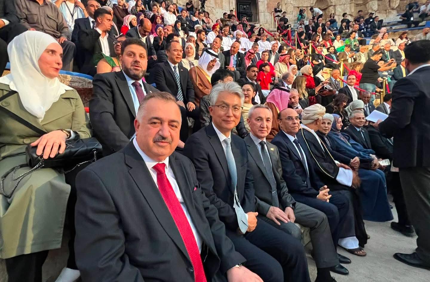 سفير جمهورية العراق لدى المملكة الأردنية الهاشمية يشارك في افتتاح مهرجان جرش للثقافة والفنون بدورته الأربعين