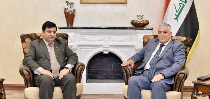 رئيس دائرة آسيا وأستراليا يلتقي السفير الباكستانيّ لدى العراق