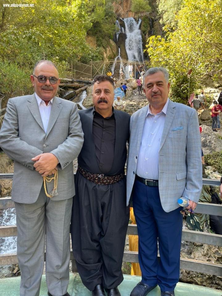 السفير عمر البرزنجي وضيوفه يلبون دعوتي غداء وعشاء من قبل السيد فريدون نامدار في مصايف أحمد آوا وبياره