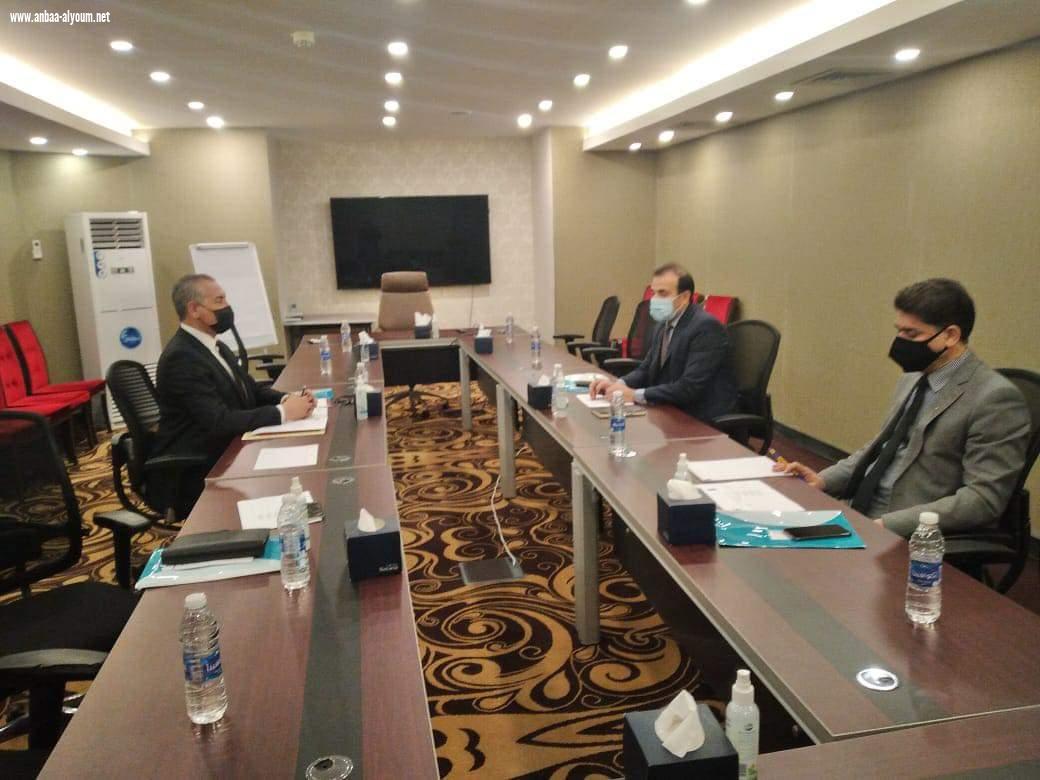 بتوجيه من وزير الصحة   يعقد  الوكيل الفني لوزارة الصحة والبيئة اجتماع  مع السيد غيمار ديب نائب الممثل المقيم لبرنامج الامم المتحدة الإنمائي