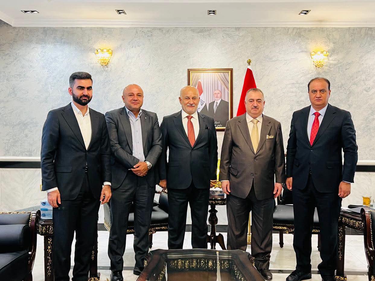 سفير جمهورية العراق لدى المملكة الأردنية الهاشمية يستقبل مستشار رئيس الجمهورية لشؤون العشائر