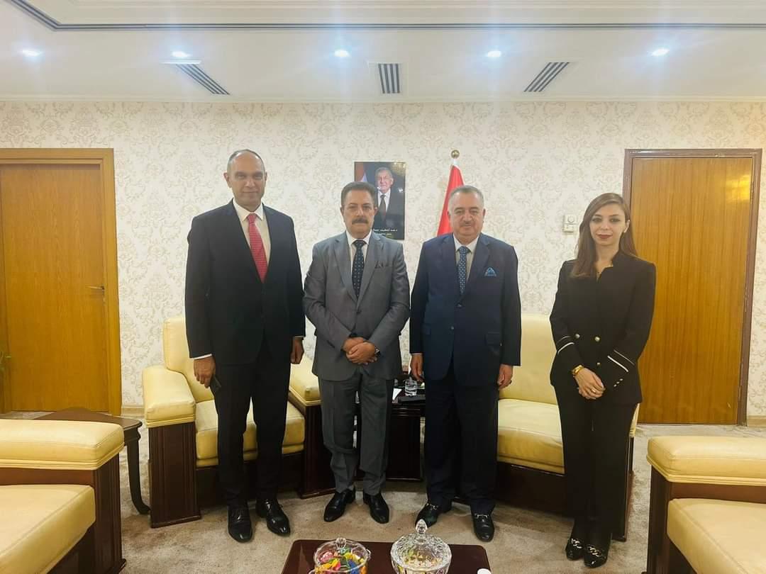 الوكيل البرزنجي يُثني على دبلومسييَن متميزيَن عملا بمعيتهِ