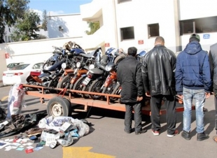 تمكنت مفارز مديرية مكافحة إجرام بغداد ،اليوم الخميس، من إلقاء القبض على عصابة لسرقة الدراجات النارية