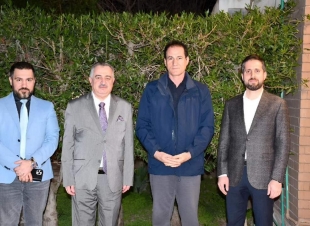 الوكيل البرزنجي يزور رئيس كتلة الإتحاد الوطني الكوردستاني للإطمئنان على صحته