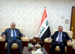 الوكيل البرزنجي يستقبل النائب محمد خوشناو