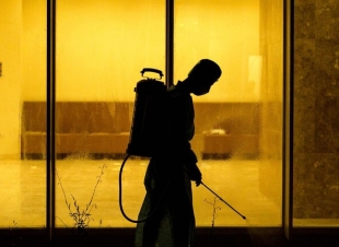 الصحة العراقية تحذر من كورونا: تسجيل إصابات لدى الأطفال والشباب