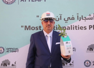 عمر البرزنجي سفير جمهورية العراق لدى المملكة الأردنية الهاشمية وسفيرها غير المقيم لدى دولة فلسطين . يهنئ العمال بيومهم العالمي .