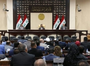 الحلبوسي يعلن عن قرار بشأن الاستقطاع من رواتب الموظفين