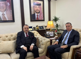 سفير جمهورية العراق لدى المملكة الأردنية الهاشمية يلتقي وزير الداخلية 