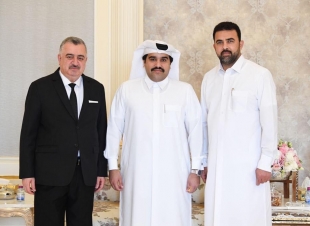 السفير البرزنجي يزور مجلس رئيس مجموعة القمرا القابضة