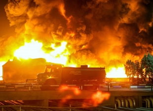 إيران: هجمات معادية تستهدف منشأتين للطاقة في أصفهان وخرمشهر