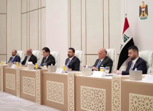 رئيس مجلس الوزراء السيد علي فالح الزيدي يلتقي مجموعة من رجال الأعمال والمستثمرين العراقيين في العاصمة الأردنية عمان