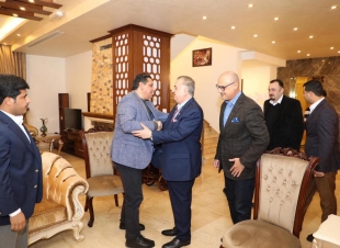 السفير البرزنجي يلتقي الأمين العام لحزب الوحدويون الديمقراطي الأردني السيد راكان أبو طرية