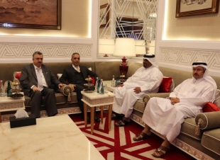 السيد رئيس مجلس القضاء الاعلى القاضي فائق زيدان يصل قطر ويستقبله السفير عمر البرزنجي