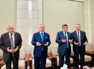 سفير جمهورية العراق لدى المملكة الأردنية الهاشمية يشارك في مجلس عزاء الراحل الحاج أياد محمود شاكر البزّاز